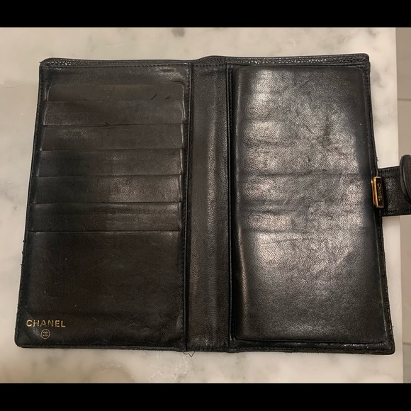 Chanel Authentic Vintage Ecarlate Wallet in black. - Picture 10 of 13